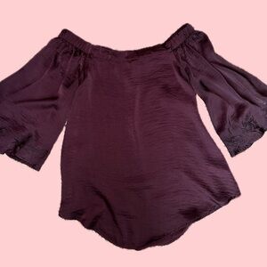 JENNIFER LOPEZ OFF-SHOULDER PURPLE SATIN TOP